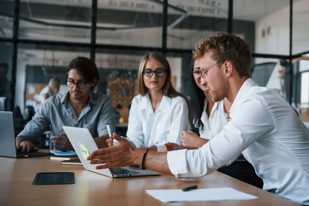 Choosing DIA vs Broadband for Business
