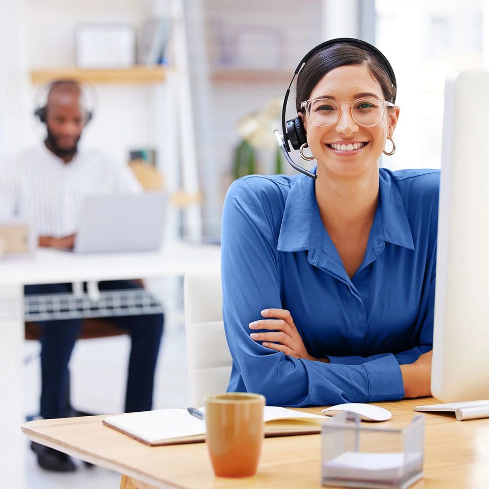 Section7-Girl-with-headset.jpg
