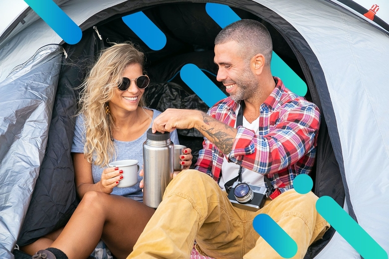 https://www.optimum.com/sites/default/files/2022-04/smiling-couple-camping-gadgets-780x520_1.jpg